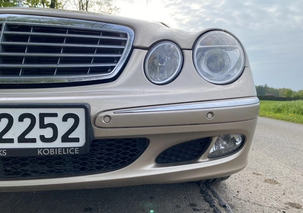 Mercedes-Benz Klasa E cena 22900 przebieg: 275000, rok produkcji 2004 z Radzymin małe 466